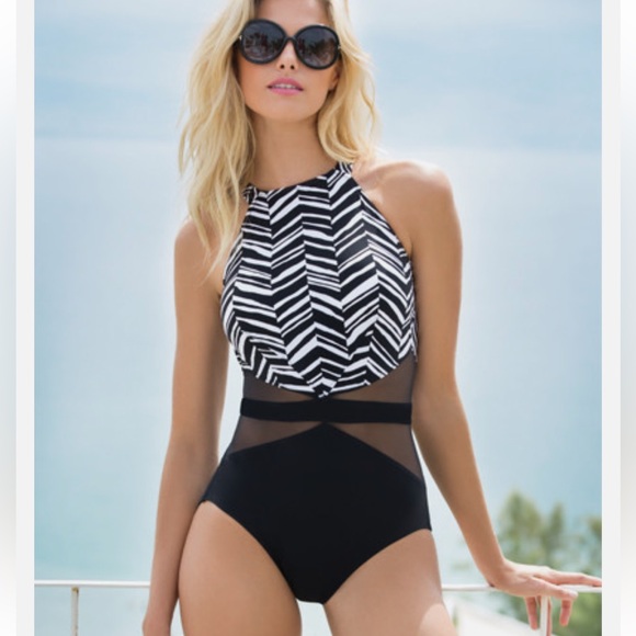 Profile By Gottex Other - Profile by Gottex Marble Print One-Piece Swimsuit Black White Sz 14